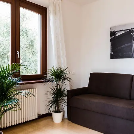 Appartamenti Meridiana Torri Del Benaco Buitenkant foto