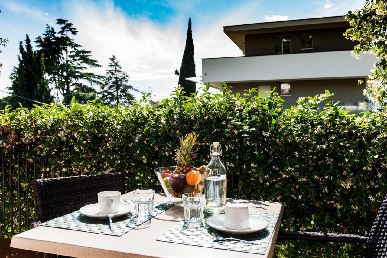 Meridiana Apartment *